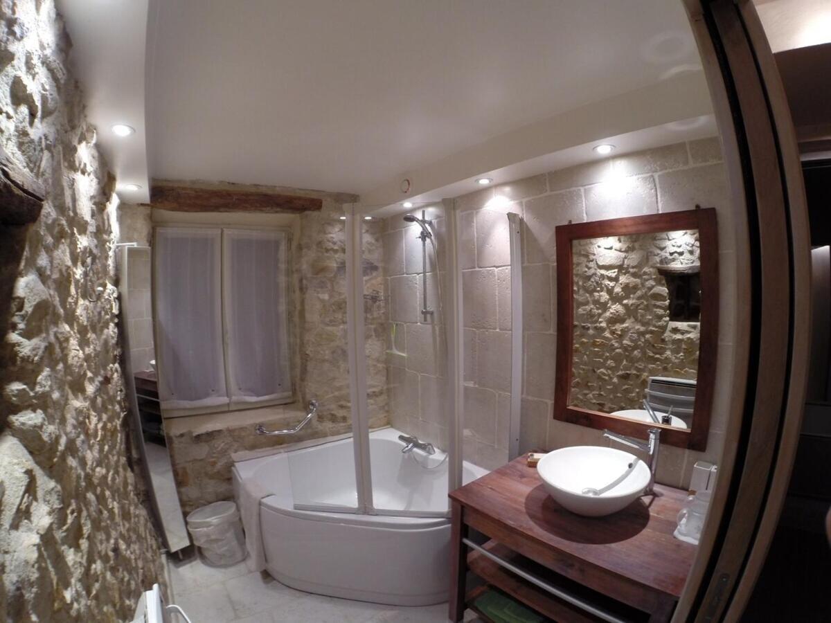 Gite Milly - 2 Studios En Coeur De Ville 部屋 写真