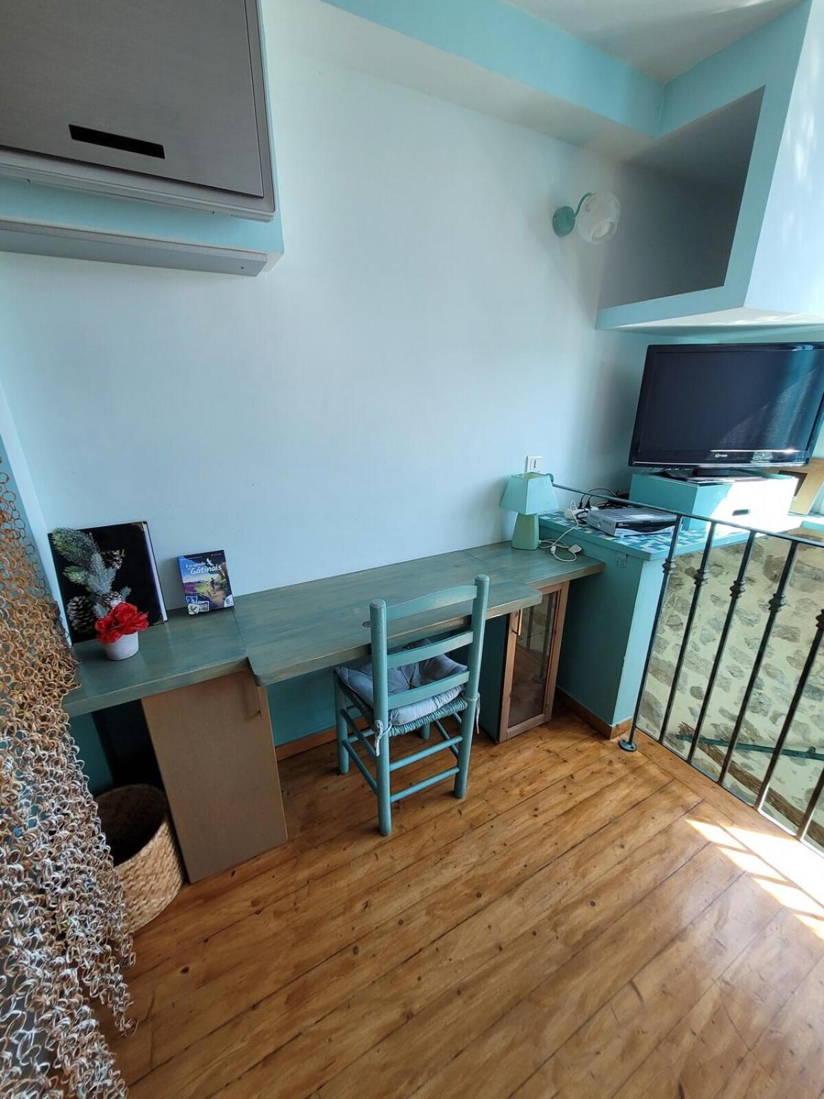 Gite Milly - 2 Studios En Coeur De Ville 部屋 写真
